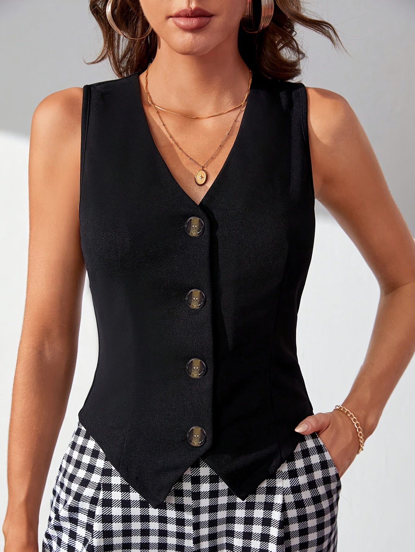 Adela - Casual zwarte dames gilet met knoopsluiting